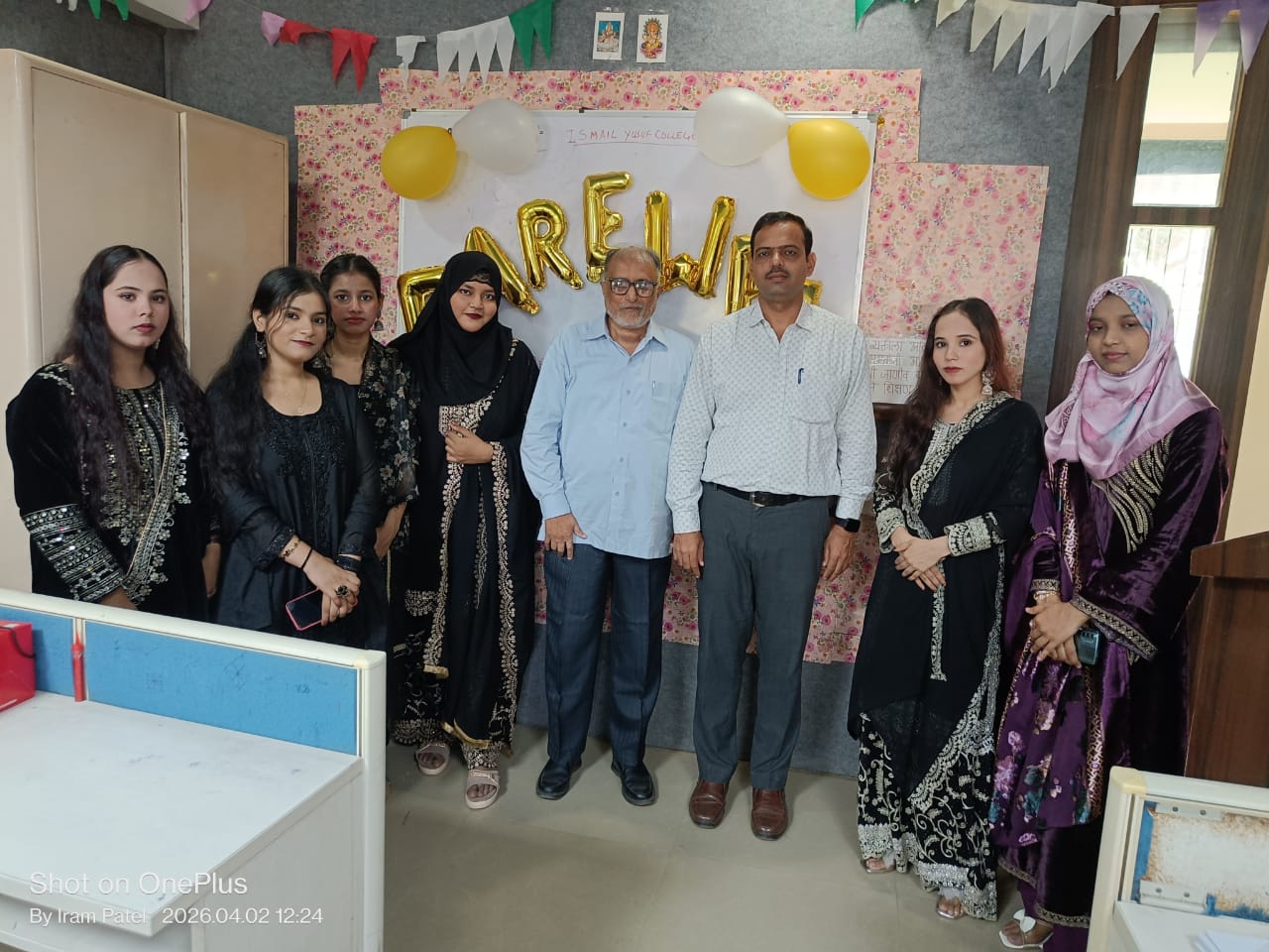 Graduation Ceremony of Persian Language and Literature Students Held at Ismail Yusuf College, Mumbai